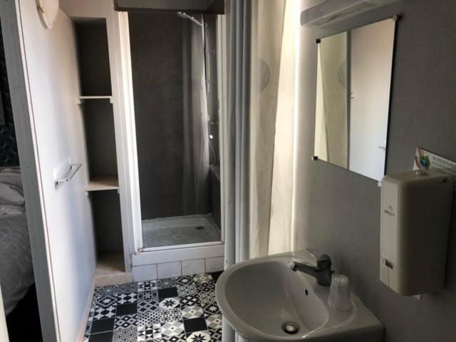 L'Escapade Hotel Carentan Luaran gambar